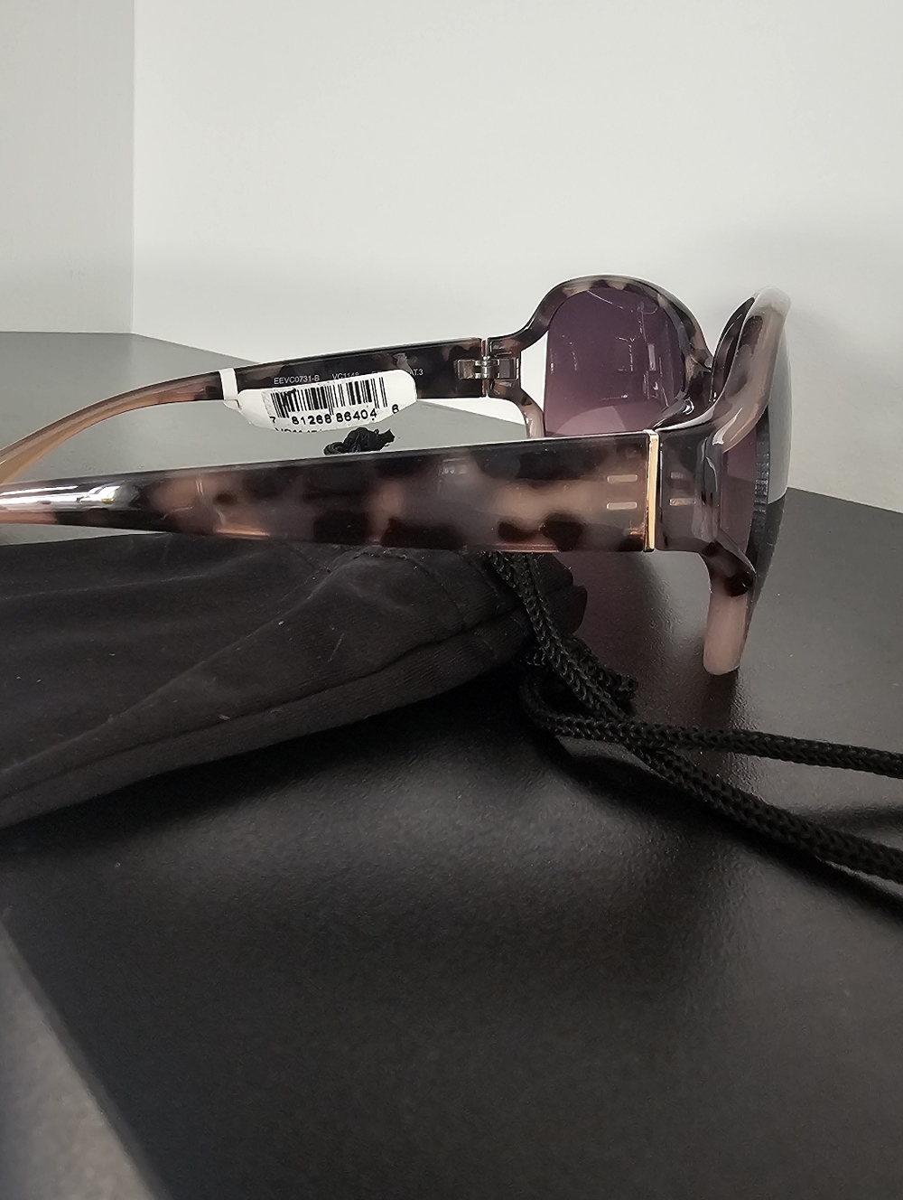 NWT- Vince Camuto Oversized Sunglasses with Purple Gradient Lenses - Picture 3 of 4